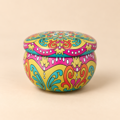 Pot en métal décoratif avec couvercle